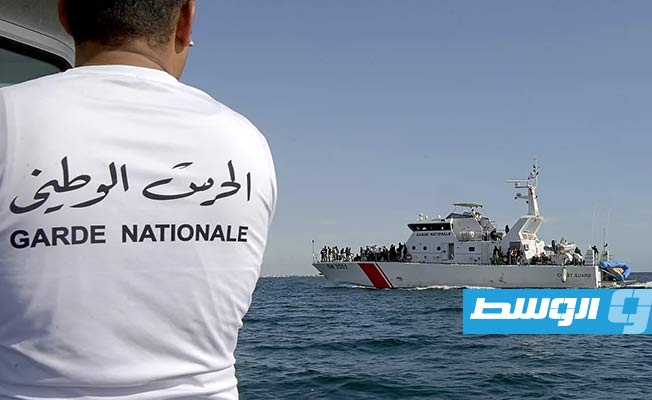 تونس.. فقدان 40 مهاجرًا بعد الإبحار في قارب نحو ساحل إيطاليا