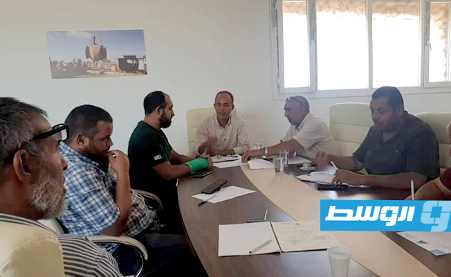 اجتماع مسؤولين بجهاز النهر الصناعي في خزان أبو زيان لمناقشة إعادة ضخ المياه بالجبل الغربي، 8 أغسطس 2022( الجهاز)