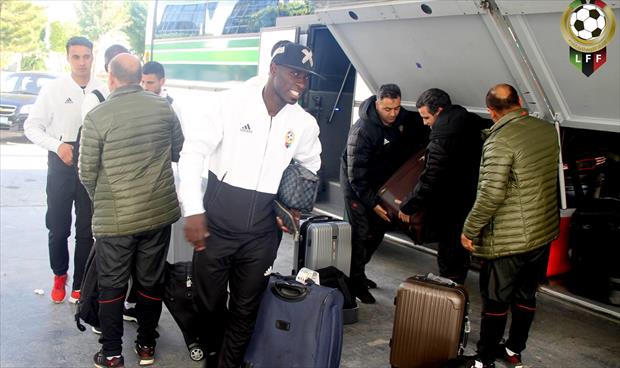 بالصور: المنتخب الليبي لكرة القدم يصل تونس لمواجهة جنوب أفريقيا