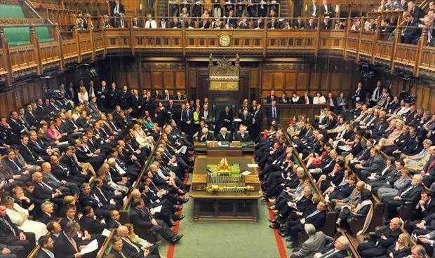 النواب البريطانيون يبدؤون مناقشة مشروع طارئ لمكافحة الإرهاب