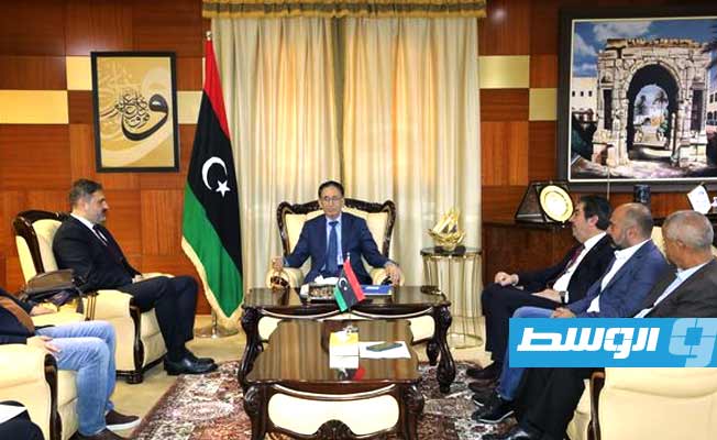 الحويج يحث أصحاب الأعمال الأتراك على تطوير العلاقات مع القطاع الخاص في ليبيا