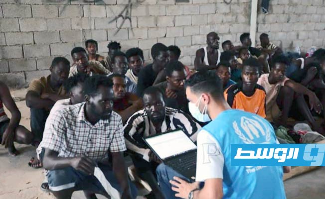 «الداخلية»: تسليم 81 مهاجرا طردتهم تونس إلى منظمة الهجرة