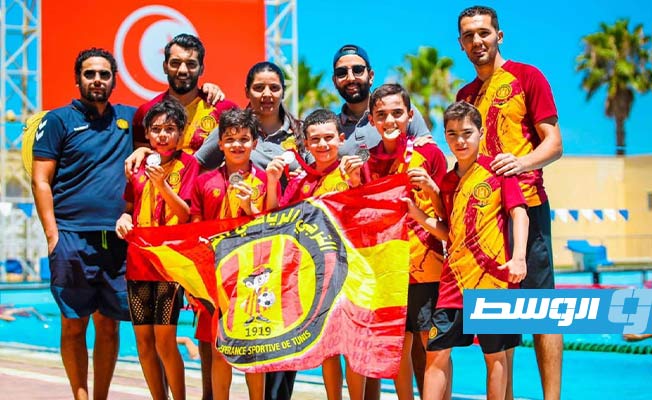 6 ميداليات لليبيين الشبلي وشرلالة في بطولة تونس للسباحة