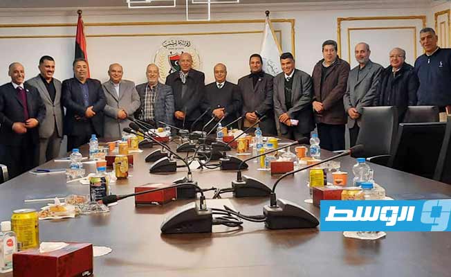 اجتماع قيادات وزارة الدفاع في طرابلس والمنطقة الشرقية، الأحد 19 ديسمبر 2021. (وزارة الدفاع)