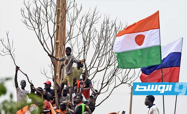 «انقلابيو» النيجر يطالبون بانسحاب «سريع» للقوات الفرنسية