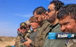 بالصور.. صدام حفتر يشرف على مشروع تعبوي للقوات البرية في سرت
