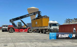 شحنة معدات كهربائية تصل ميناء طرابلس
