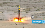 إيران تكشف عن صاروخ بالستي فرط صوتي