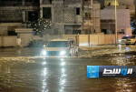 شاهد: أمطار غزيرة تُغرق دول الخليج وارتفاع ضحايا السيول بعمان إلى 18 شخصًا