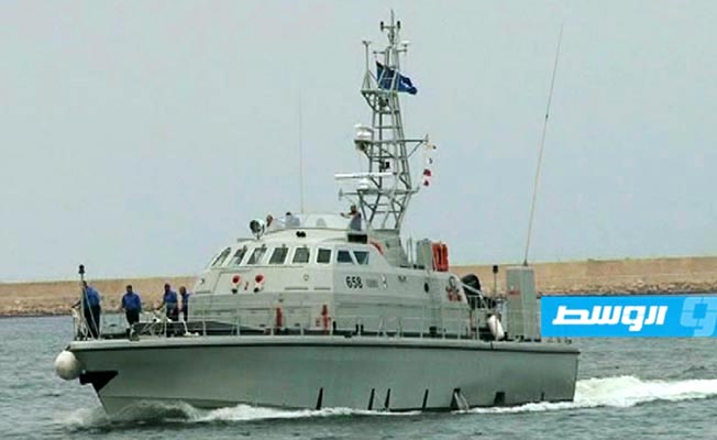 مصدر لـ«بوابة الوسط»: ضبط سفينة قبالة أبوكماش بتهمة الشروع في تهريب الوقود