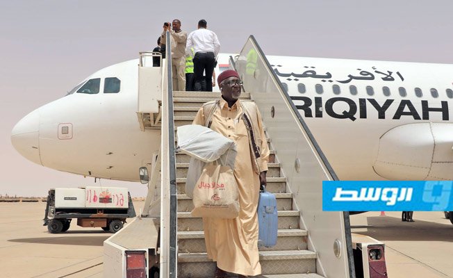 الخطوط الأفريقية تعلن تغيير مسار رحلاتها من مطار معيتيقة إلى مصراتة لـ«دواعٍ أمنية»