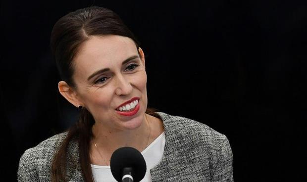 رئيسة وزراء نيوزيلندا تنقذ أمًا لطفلين من موقف محرج