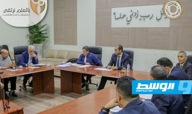وزير «تعليم الوفاق» يتابع تنسيب طلاب الثانوية وجاهزية الكليات لاستقبالهم
