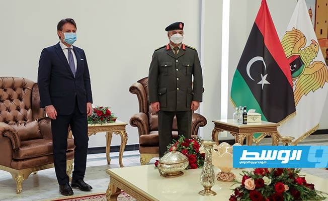 مراسم استقبال رئيس الوزراء الإيطالي من قبل القيادة العامة في بنغازي. الخميس 17 ديسمبر 2020. (القيادة العامة)