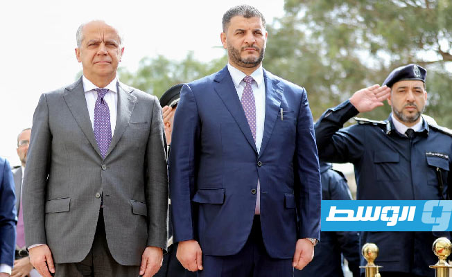 الطرابلسي ووزير الداخلية الإيطالي في طرابلس، الأربعاء 14 فبراير 2024. (وزارة الداخلية)