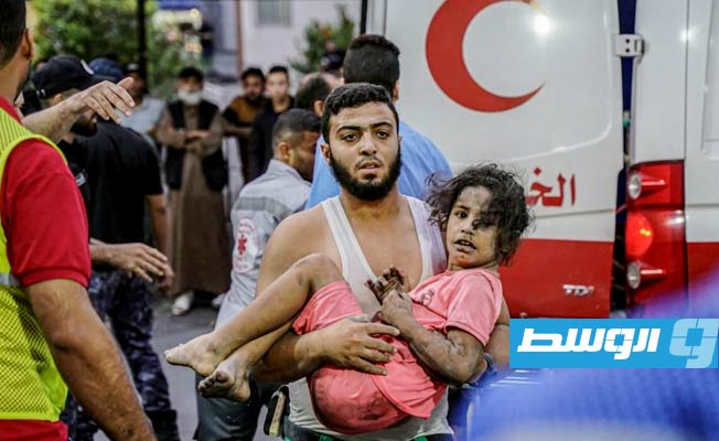 مصابون من الأطفال الذين قصفتهم طائرات الاحتلال في قطاع غزة. (الإنترنت)