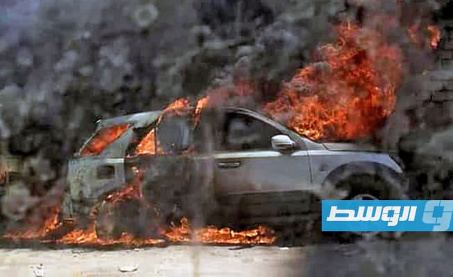 سيارة احترقت نتيجة حادث حريق بورشة سيارات في الزاوية، 25 أغسطس 2022. (هيئة السلامة الوطنية)