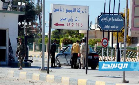 تونس تخضع القادمين من معبر «رأس إجدير» الحدودي مع ليبيا للفحص الطبي