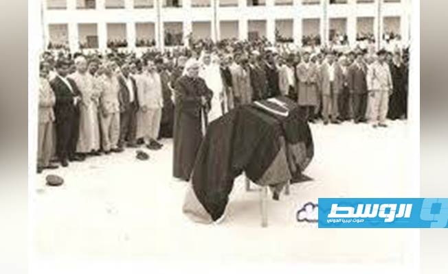 جثمان الفريق محمود بوقويطين ورجال الدولة يصلون عليه في البيضاء