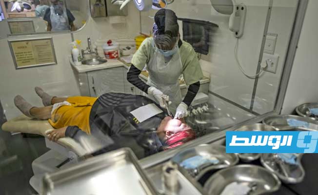 1100 من مرضى طبيب أسنان فرنسي مدعوون لإجراء فحوص بسبب «انتهاكات خطيرة»