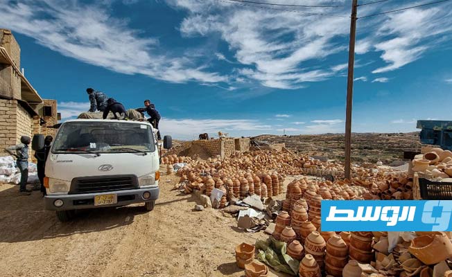 معمل لصناعة الفخار في مدينة غريان الجبلية على بعد 100 كيلومترا جنوب العاصمة الليبية طرابلس، 5 فبراير 2022 (أ ف ب)