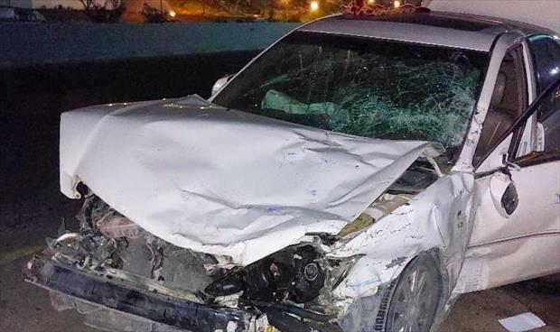 أضرار فادحة تظهر على سيارة تعرضت لحادث مروري بطريق الشط، 19 يناير 2024. (مديرية أمن طرابلس)
