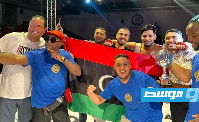 الملاكم الليبي سعد الفلاح فاز على الملاكم الإيراني محمد زالهي في قاعة إسطنبول الكبرى. (الإنترنت)