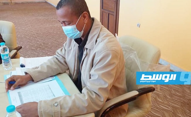 عميد بلدية غات يبحث سير أعمال الصيانة في المراكز الصحية