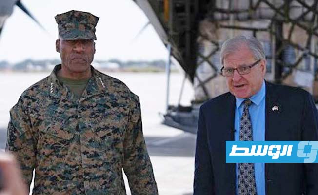نورلاند وقائد «أفريكوم» يصطحبان 13 طنًا من المساعدات الأميركية إلى بنغازي