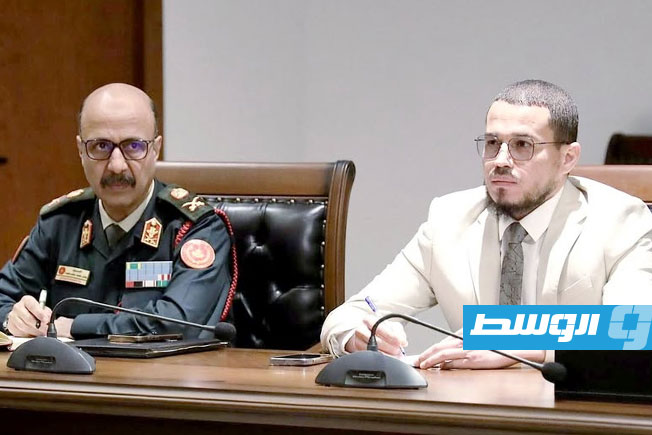 Al-Namroush chairs an expanded meeting to address military salary files