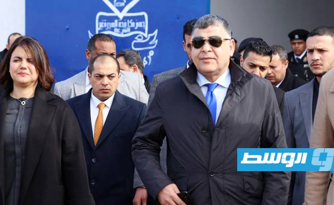 اللواء خالد مازن ووزيرة الخارجية نجلاء المنقوش خلال افتتاح مركز إيواء أبوسليم في طرابلس، الأحد 23 يناير 2022. (وزارة الداخلية)