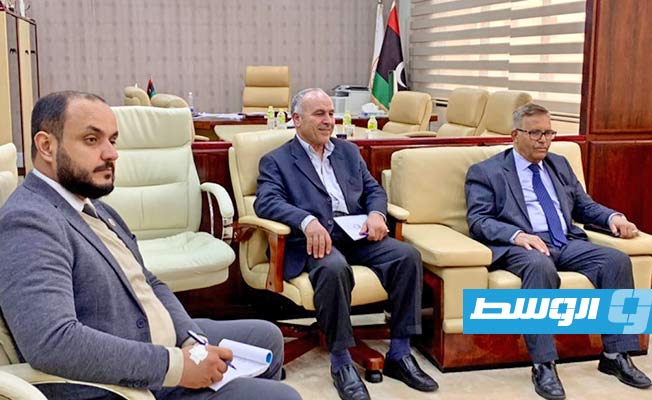 عون يبحث دخول مستثمرين سعوديين في قطاع النفط الليبي