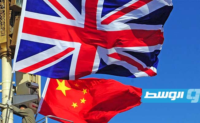 بريطانيا تستدعي السفير الصيني بعد توقيف صحفي «بي بي سي»