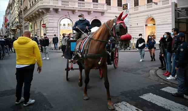 روما تحصر العربات التي تجرها الخيول في الحدائق