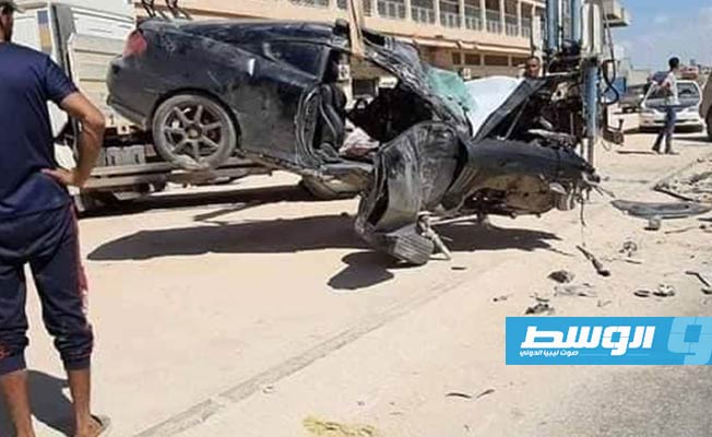 قرارات جديدة من بلدية بنغازي لمنع الحوادث على الطريق السريع
