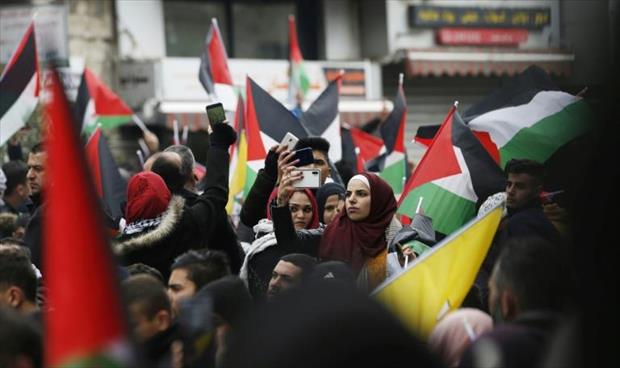 آلاف الفلسطينيين يتظاهرون في الضفة وغزة ضد الخطة الأميركية للسلام