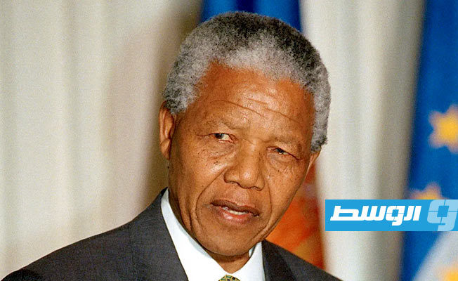 بريطانيا ترفع السرية عن وساطة مانديلا بين بلير والقذافي في قضية «لوكربي»