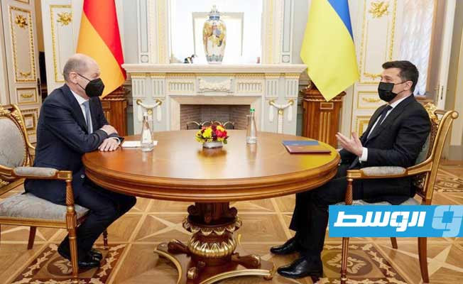 زيلينسكي: انضمام أوكرانيا إلى حلف الأطلسي «سيضمن أمننا»..وشولتس يدعو روسيا لاغتنام «عروض الحوار»