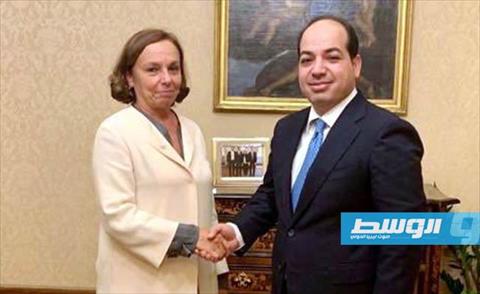 وزيرة داخلية إيطاليا ترغب في زيارة طرابلس لـ«زيادة التعاون الأمني»