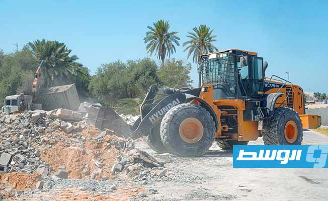 جانب من أعمال توسعة طريق 20 رمضان في طرابلس، الأربعاء 2 أغسطس 2023 (شركة الخدمات العامة)