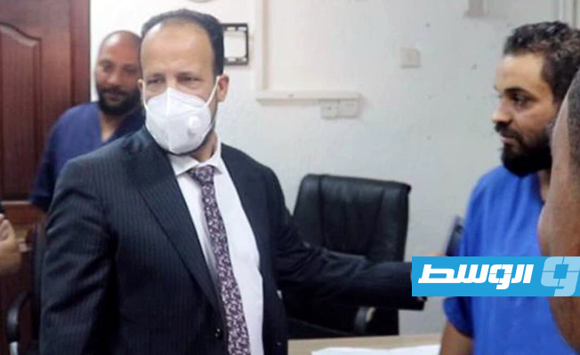 جولة الزناتي بمستشفى علي الرويعي للأمراض النفسية في بنغازي. (وزارة الصحة)