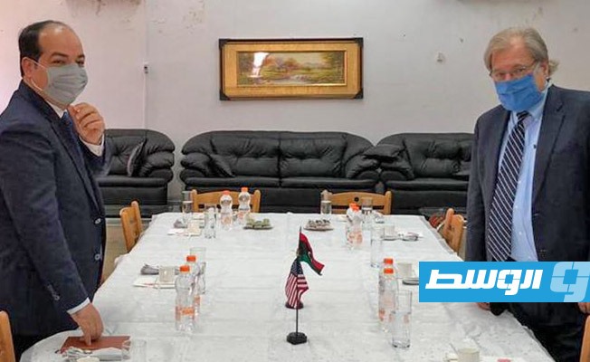 السفير الأميركي خلال لقائه مع معيتيق في مصراتة. الأربعاء 16 ديسمبر 2020. (السفارة الأميركية)