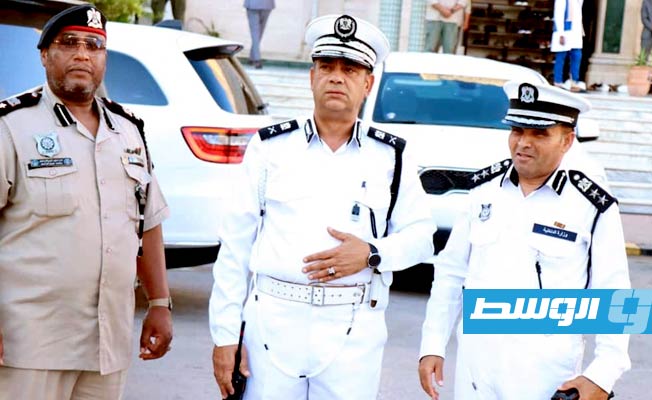 عناصر أمن متمركزون بمحيط ميدان الشهداء في طرابلس لتأمين صلاة عيد الأضحى، الأربعاء 28 يونيو 2023. (مديرية أمن طرابلس)