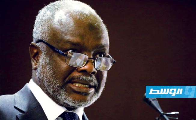 وزير المالية السوداني: الدولة عاجزة حالياً عن دفع الرواتب