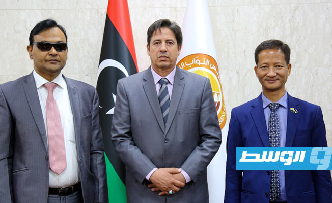 العقوري يطالب وفدا هنديا بفتح القنصلية في بنغازي