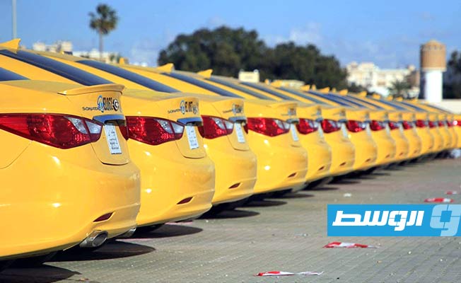 سيارات الأجرة التابعة لشركة إعمار ليبيا لنقل الركاب، الخميس 1 فبراير 2024. (بلدية بنغازي)