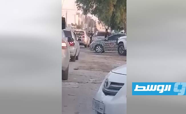 تراشق بالأسلحة الخفيفة والمتوسطة بين مسلحين بمنطقة السراج غرب طرابلس