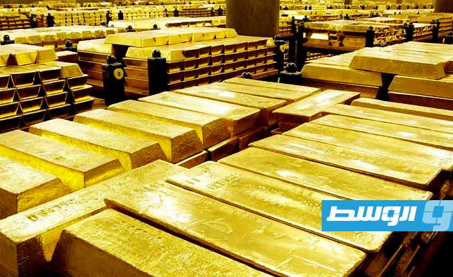 «انفستنغ»: دولة عربية تكنز الذهب بعد توقفها عن شرائه لفترة