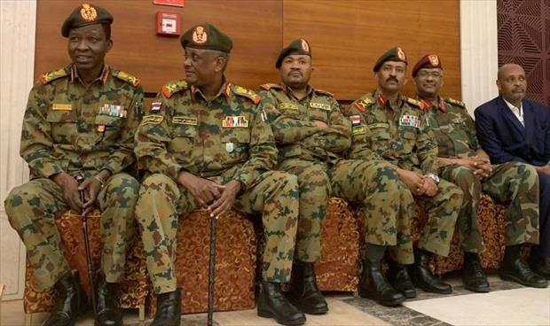 اعتقال رئيس أركان الجيش السوداني وضباط بتهمة محاولة انقلاب