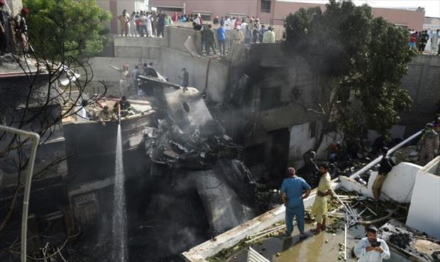خطأ بشري وراء تحطم طائرة باكستانية أسفر عن 97 قتيلا